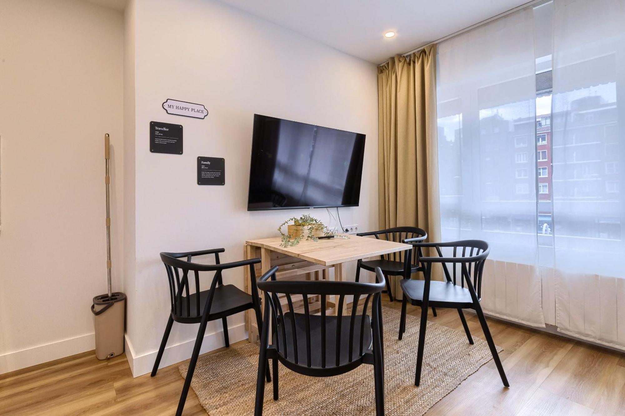 Deustown Apartamentos Bilbao Exterior photo